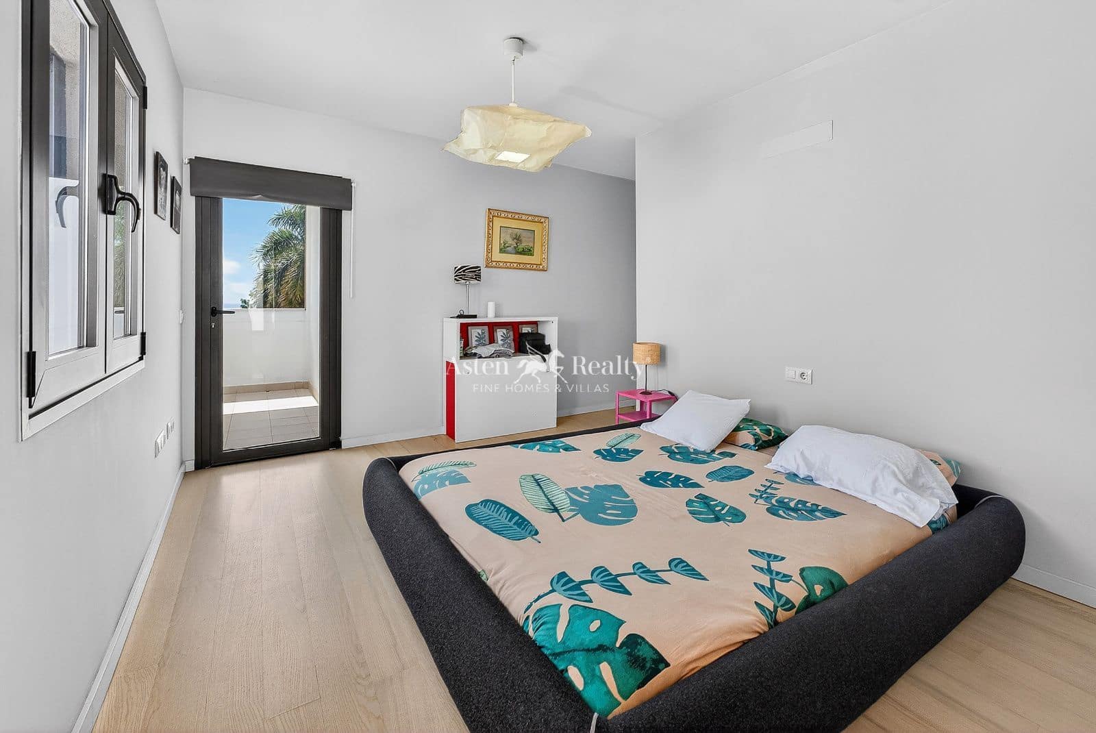 5 slaapkamer Huis te koop in Torviscas met zwembad garage - € 2.625.000 (Ref: 9352836)