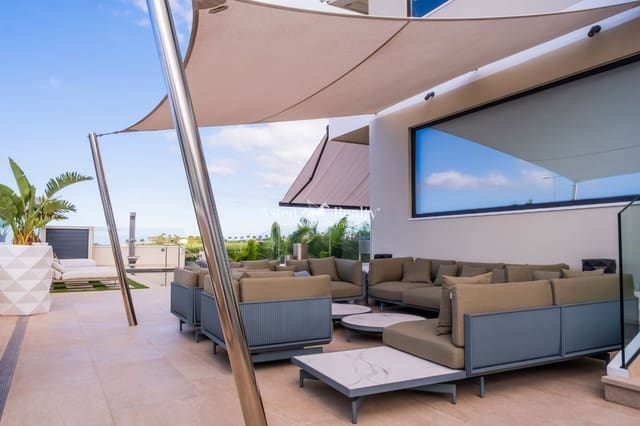 4 soveværelse Byhus til salg i Torviscas, Adeje med swimmingpool garage - € 3.500.000 (Ref: 9352837)