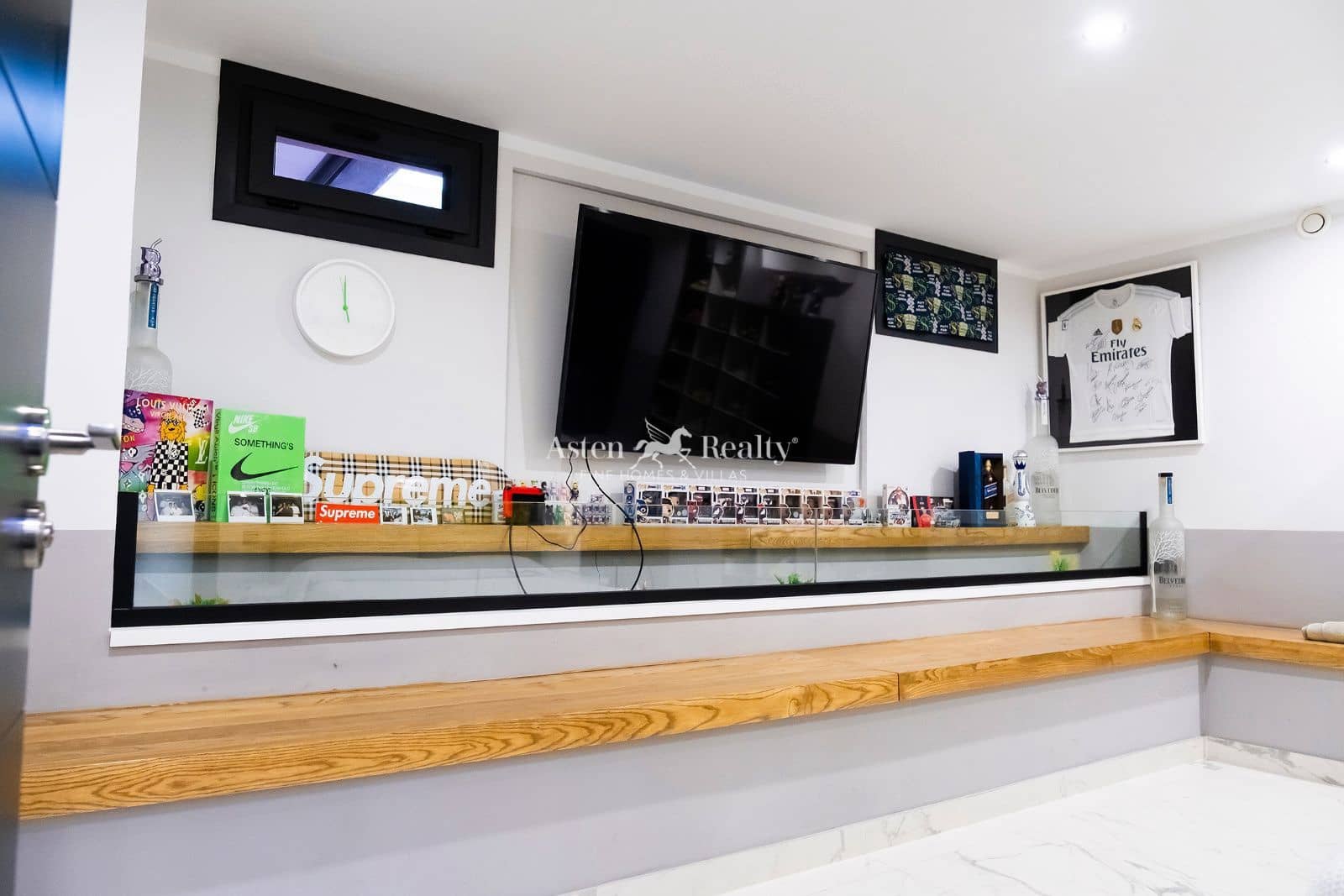 4 slaapkamer Huis te koop in Torviscas met zwembad garage - € 3.500.000 (Ref: 9352837)