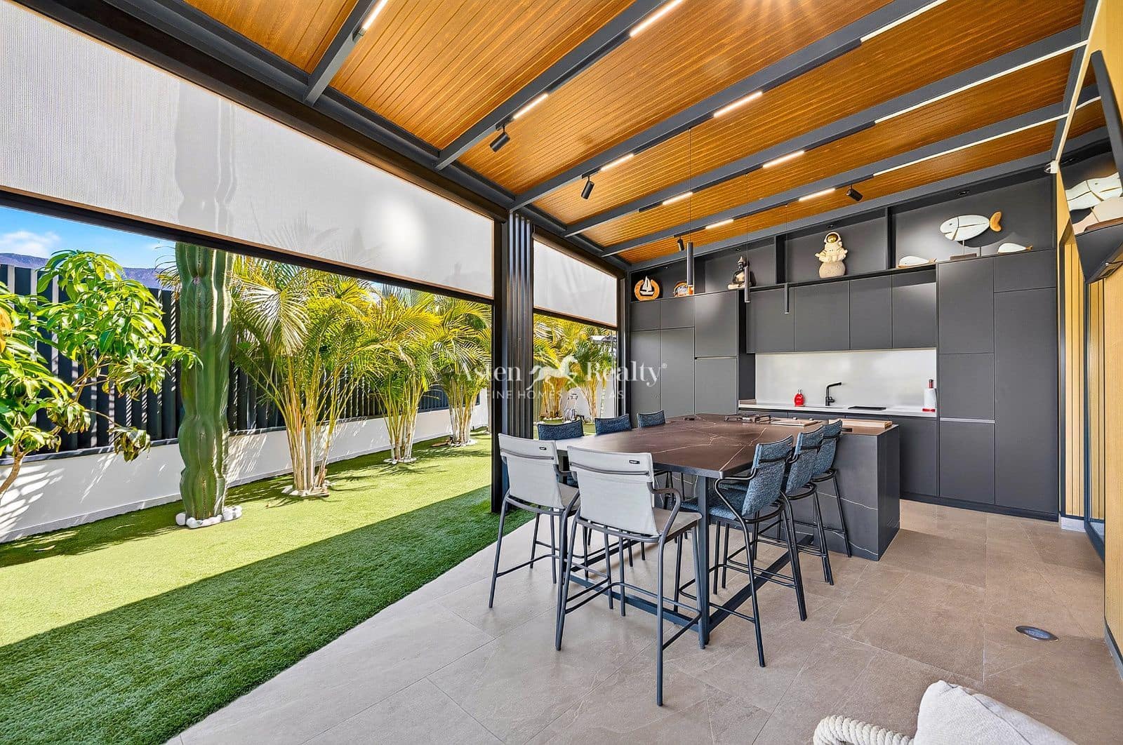 4 Zimmer Haus zu verkaufen in Torviscas mit Pool Garage - 3.500.000 € (Ref: 9352837)