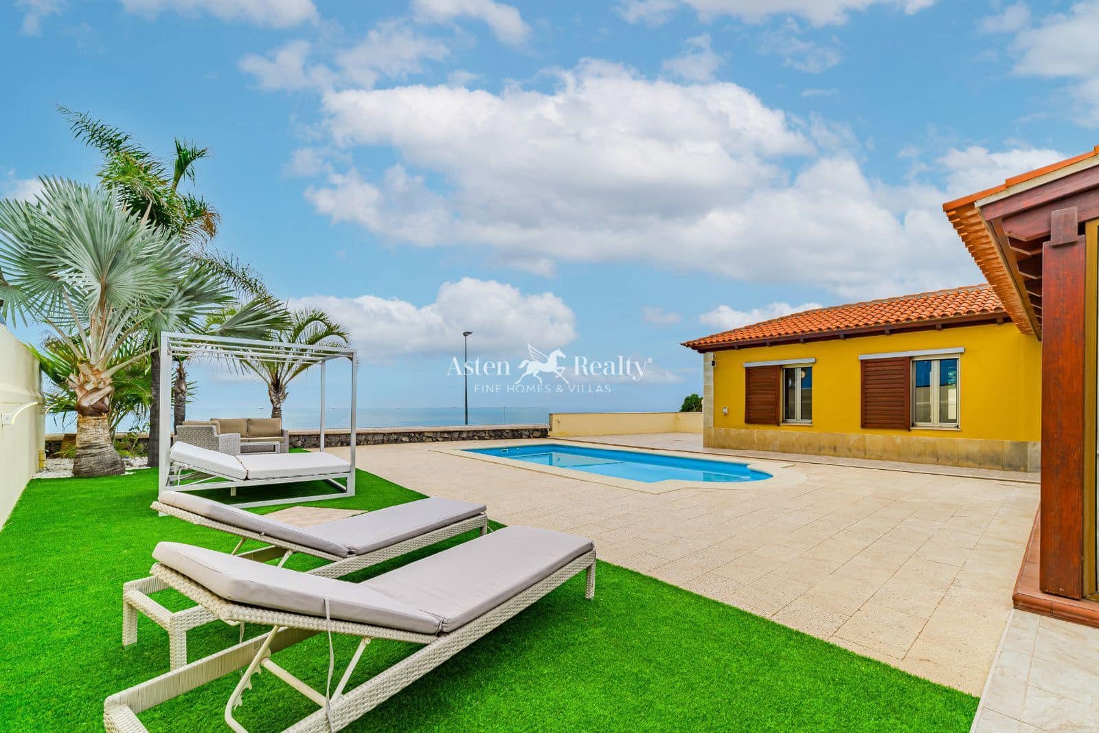 4 slaapkamer Huis te koop in Tacoronte met zwembad garage - € 938.520 (Ref: 9357651)