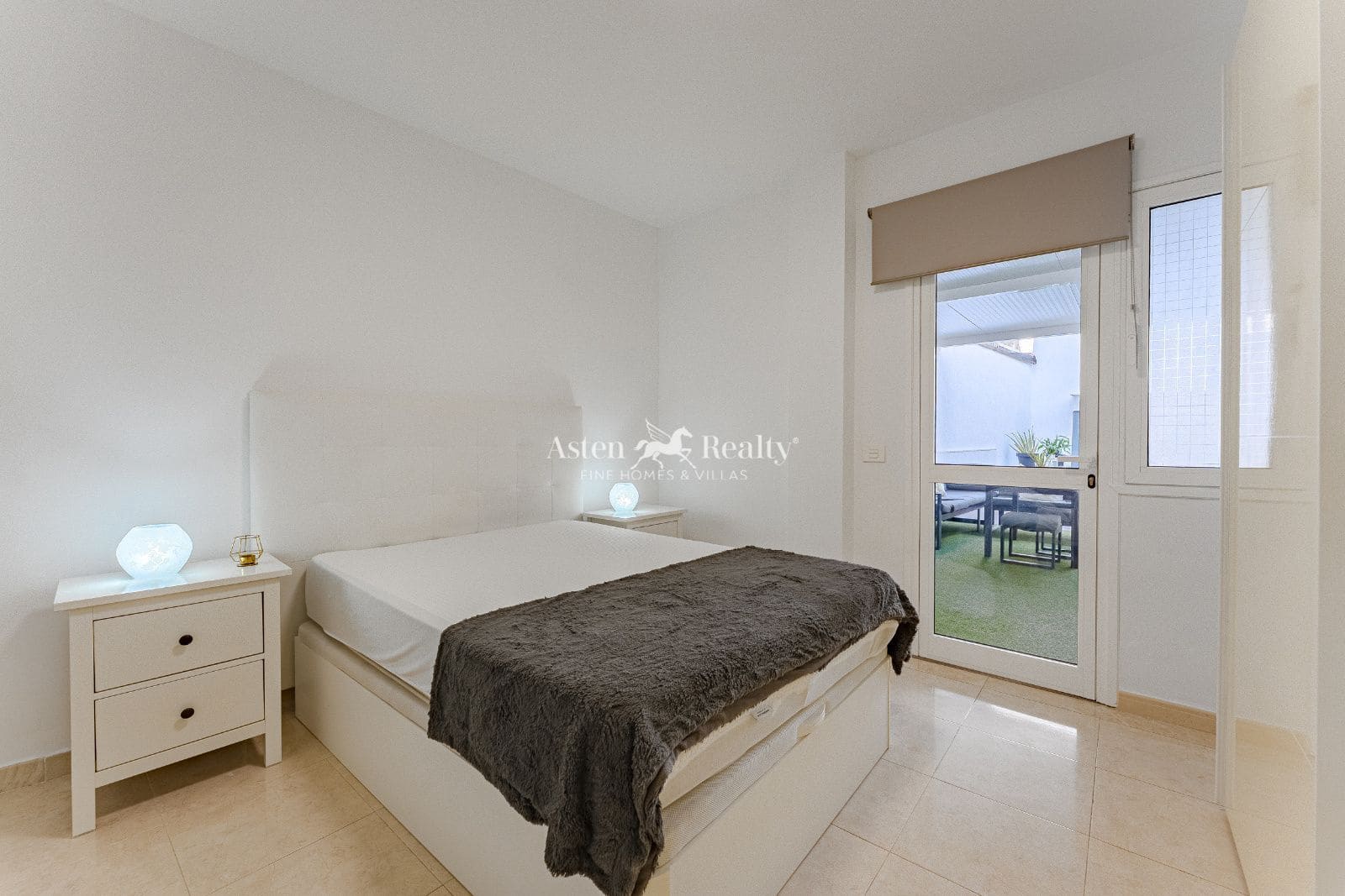 2 slaapkamer Flat te koop in Valle de San Lorenzo met garage - € 265.000 (Ref: 9363038)