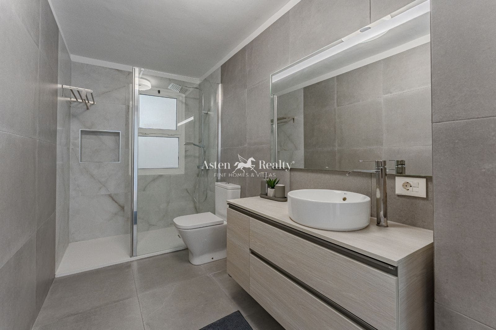 2 slaapkamer Flat te koop in Valle de San Lorenzo met garage - € 265.000 (Ref: 9363038)