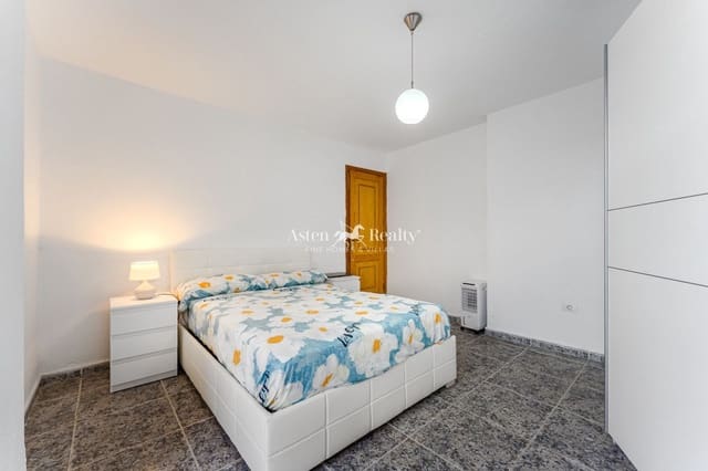 2 soveværelse Lejlighed til salg i Santiago del Teide - € 235.000 (Ref: 9363357)