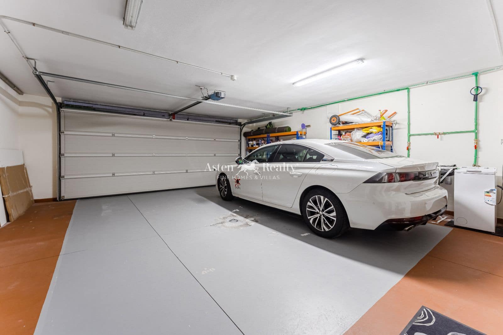 3 soverom Hus til salgs i Puerto Santiago med svømmebasseng garasje - € 559 000 (Ref: 9371405)