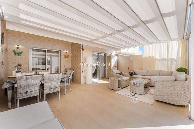 3 soverom Hus til salgs i Puerto Santiago, Santiago del Teide med svømmebasseng garasje - € 559 000 (Ref: 9371405)