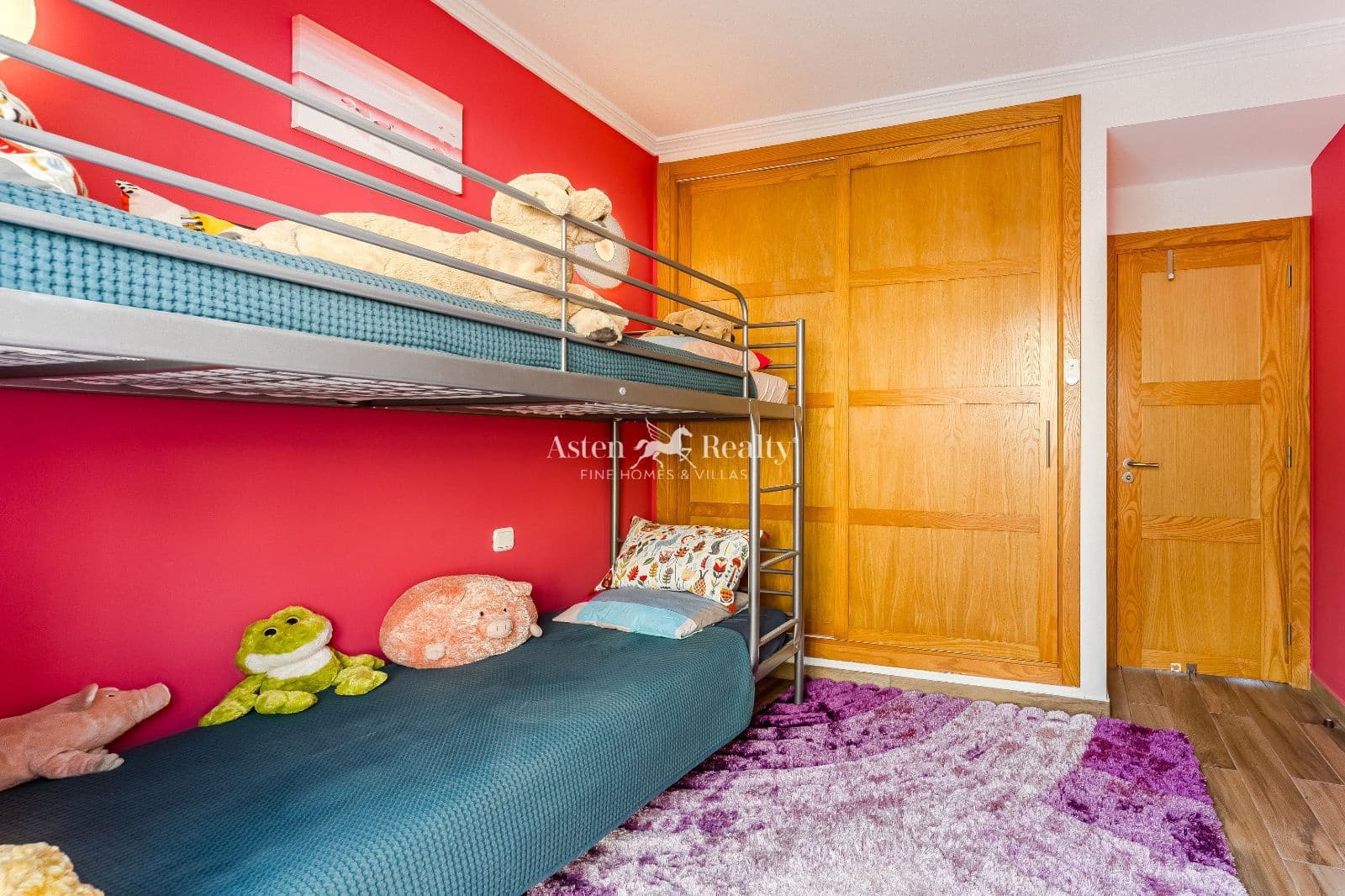 3 soverom Hus til salgs i Puerto Santiago med svømmebasseng garasje - € 559 000 (Ref: 9371405)