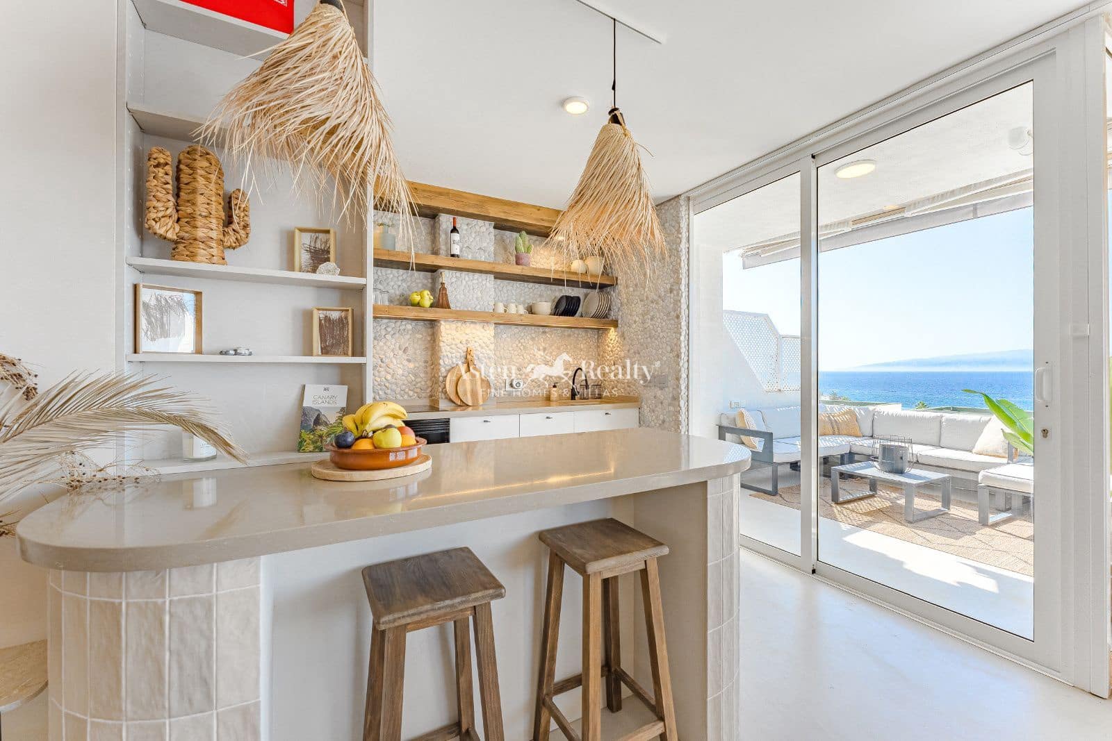 2 sovrum Lägenhet till salu i Los Gigantes med pool - 635 000 € (Ref: 9372328)