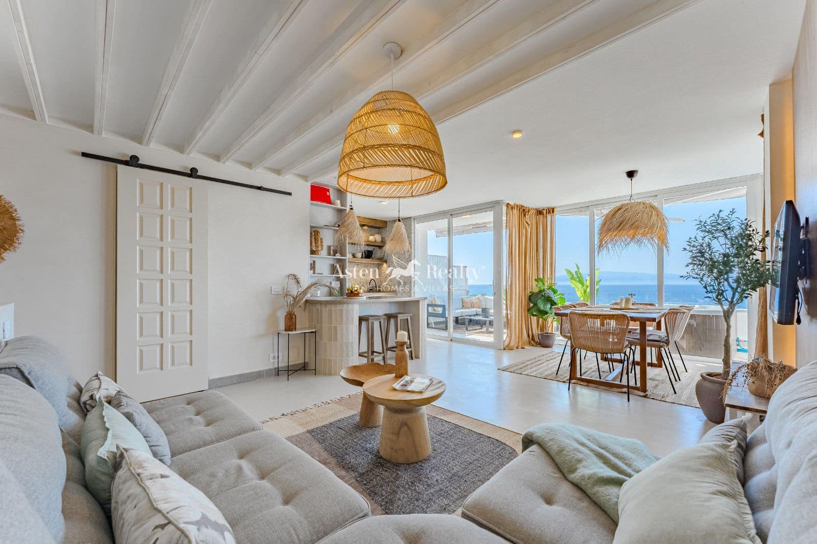 2 sovrum Lägenhet till salu i Los Gigantes med pool - 635 000 € (Ref: 9372328)