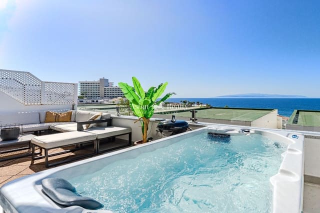 2 slaapkamer Flat te koop in Los Gigantes, Santiago del Teide met zwembad - € 635.000 (Ref: 9372328)