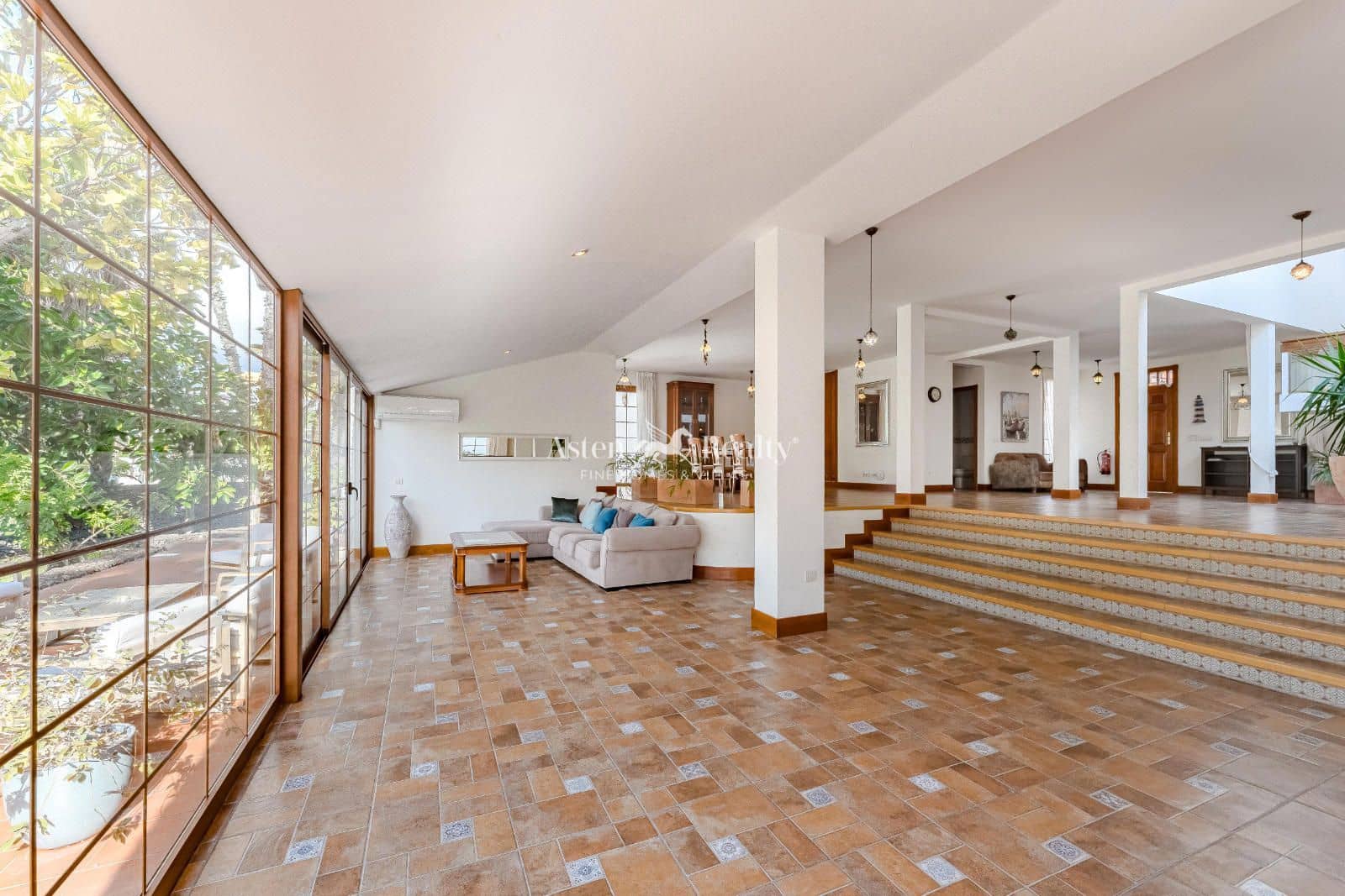 6 chambre Maison de Ville à vendre à Costa Adeje avec piscine garage - 5 700 000 € (Ref: 9378405)