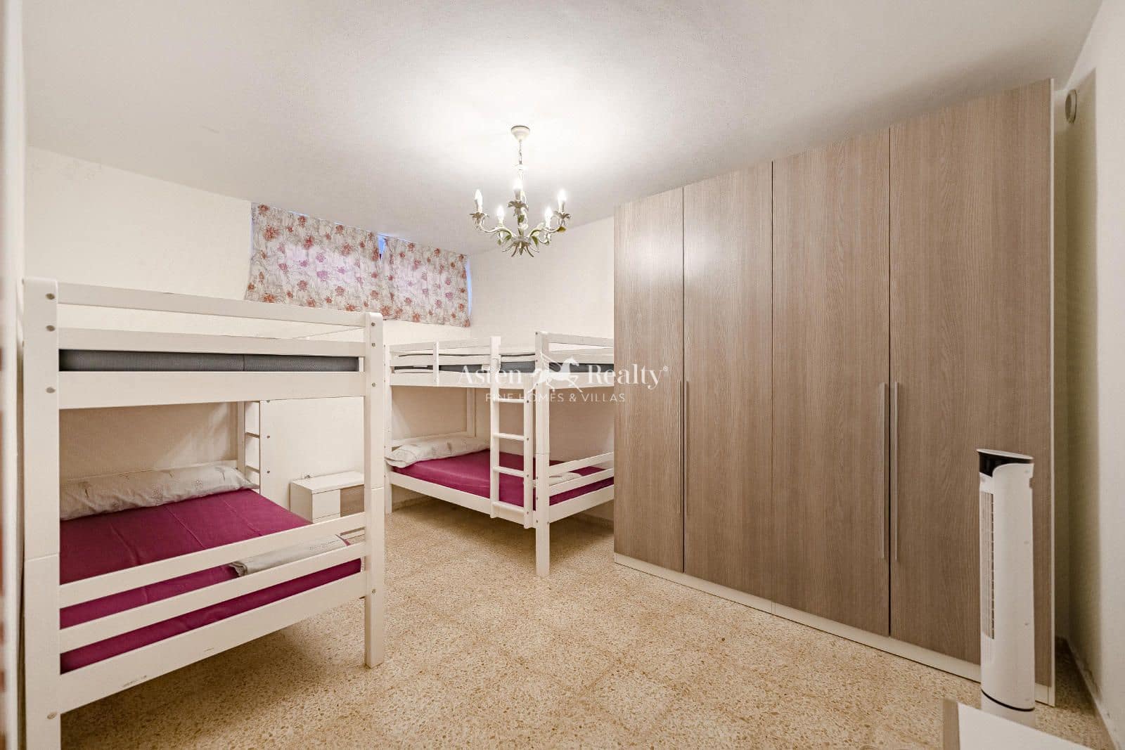 6 chambre Maison de Ville à vendre à Costa Adeje avec piscine garage - 5 700 000 € (Ref: 9378405)