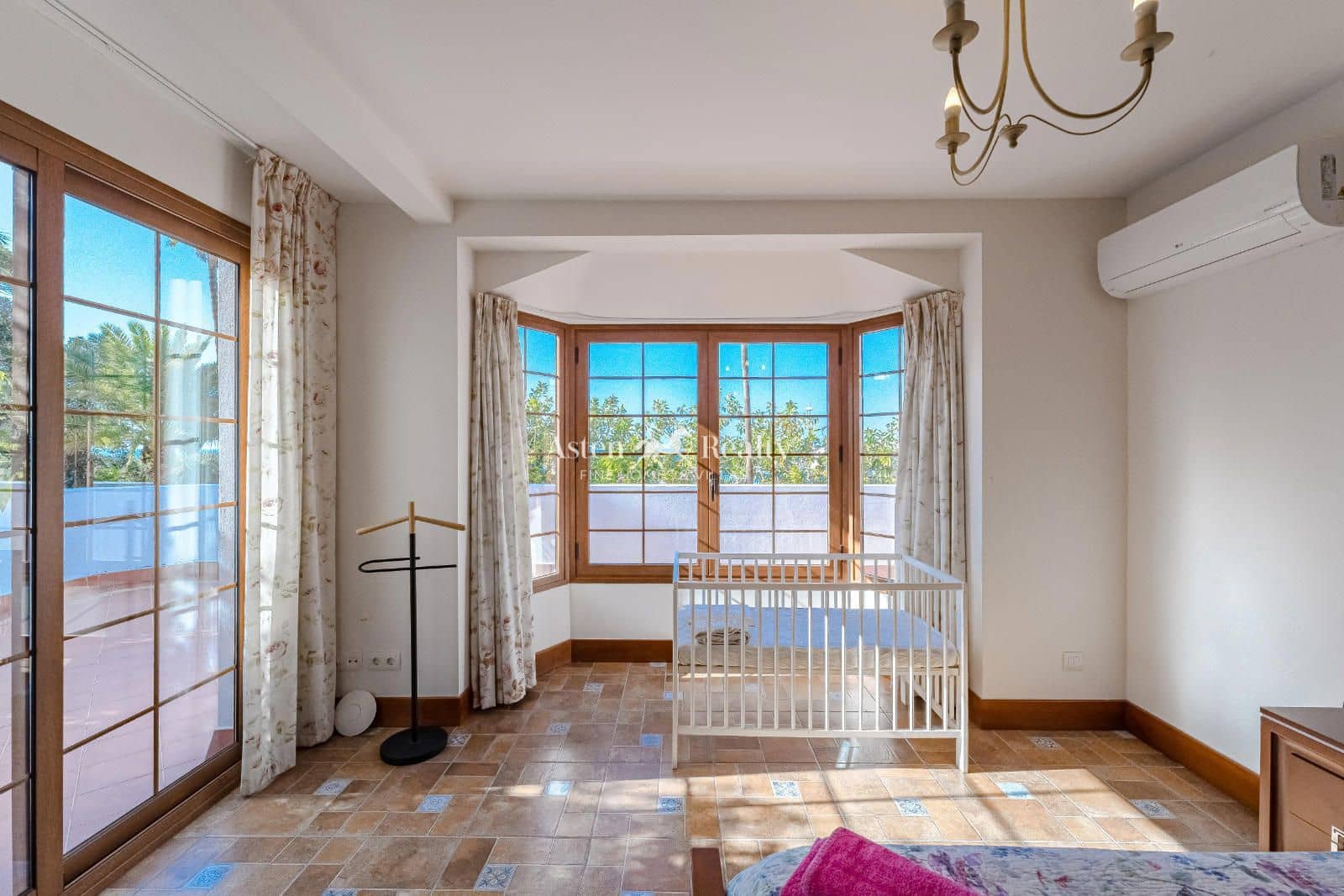 6 chambre Maison de Ville à vendre à Costa Adeje avec piscine garage - 5 700 000 € (Ref: 9378405)