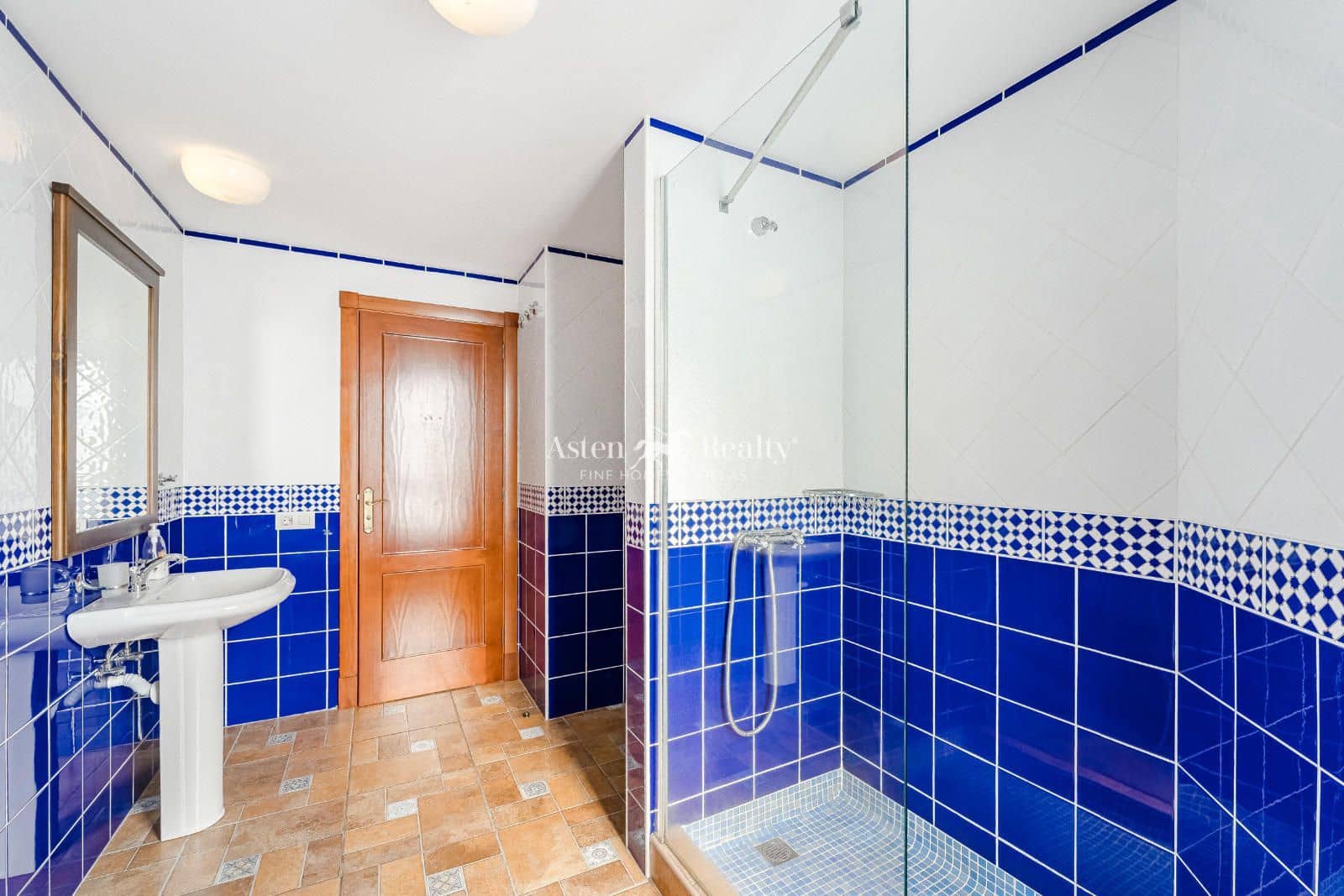 6 chambre Maison de Ville à vendre à Costa Adeje avec piscine garage - 5 700 000 € (Ref: 9378405)