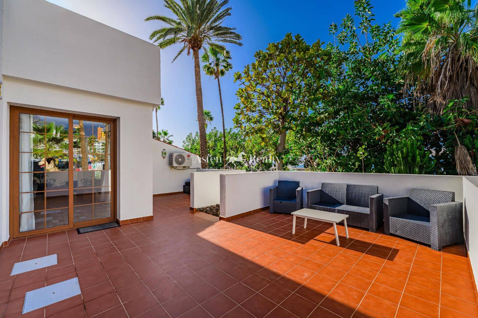 6 chambre Maison de Ville à vendre à Costa Adeje avec piscine garage - 5 700 000 € (Ref: 9378405)