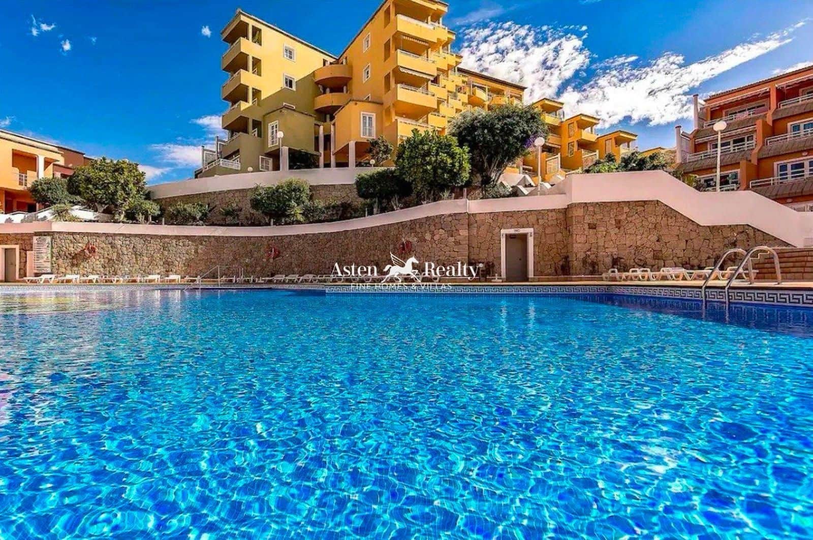 1 sypialnia Penthouse na sprzedaż w Costa Adeje z basenem - 320 000 € (Ref: 9380720)