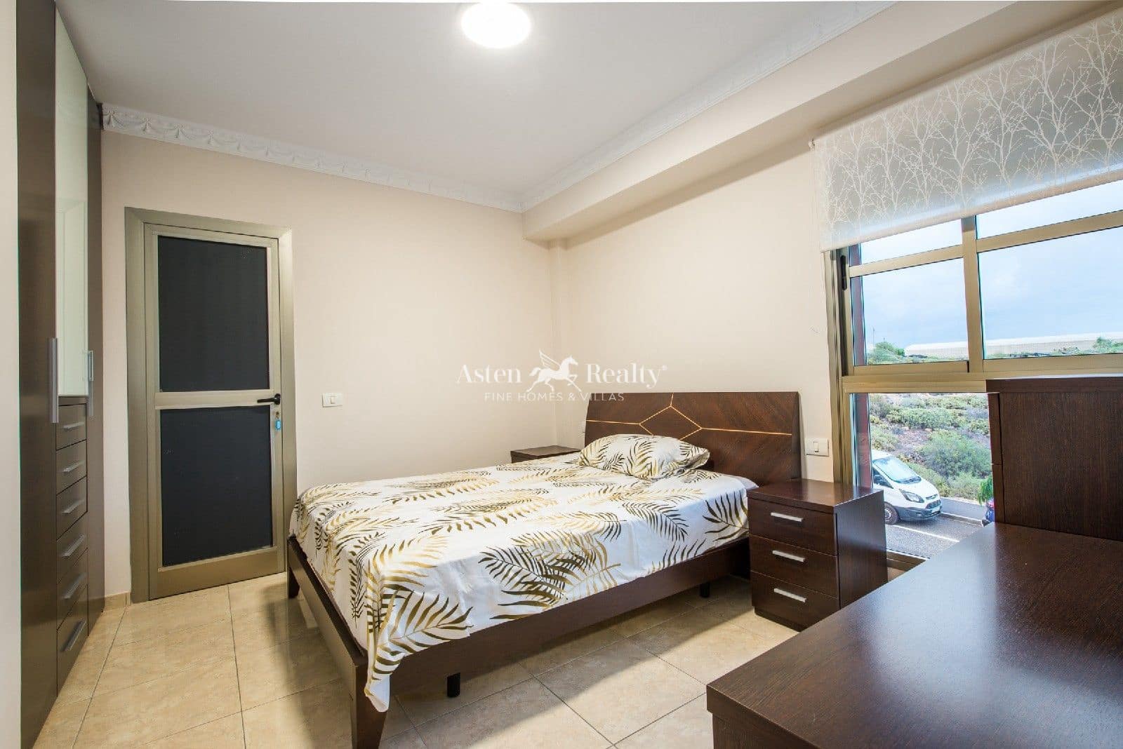 4 slaapkamer Flat te koop in San Isidro de Abona met garage - € 415.000 (Ref: 9383592)