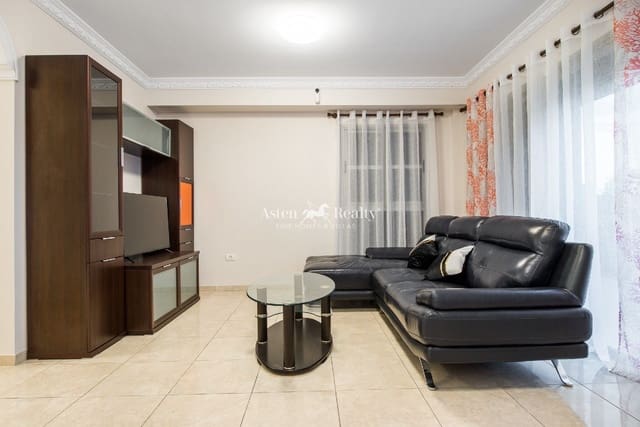 Piso de 4 habitaciones en San Isidro de Abona, Granadilla de Abona en venta con garaje - 415.000 € (Ref: 9383592)