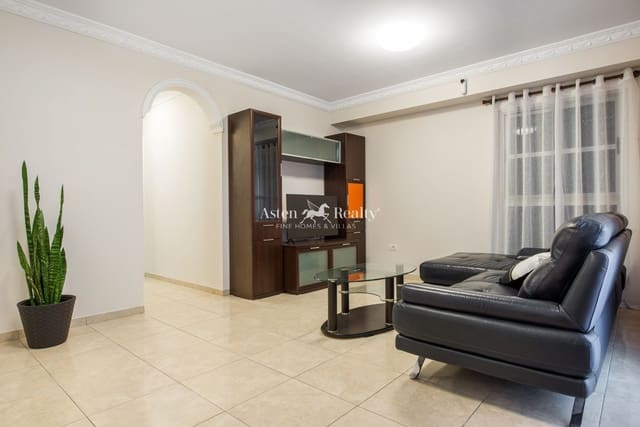 Piso de 4 habitaciones en San Isidro de Abona, Granadilla de Abona en venta con garaje - 415.000 € (Ref: 9383592)