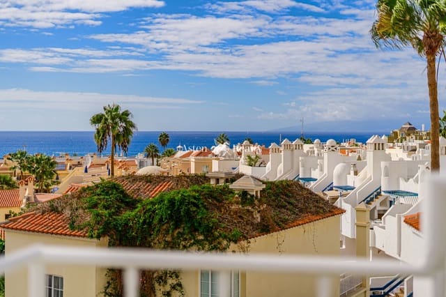 3 soveværelse Penthouse til salg i Torviscas Bajo, Adeje med swimmingpool - € 875.000 (Ref: 9386892)