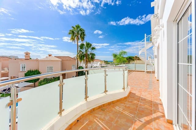 3 soveværelse Penthouse til salg i Torviscas Bajo, Adeje med swimmingpool - € 875.000 (Ref: 9386892)