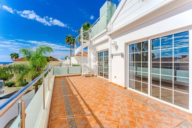 3 soveværelse Penthouse til salg i Torviscas Bajo, Adeje med swimmingpool - € 875.000 (Ref: 9386892)