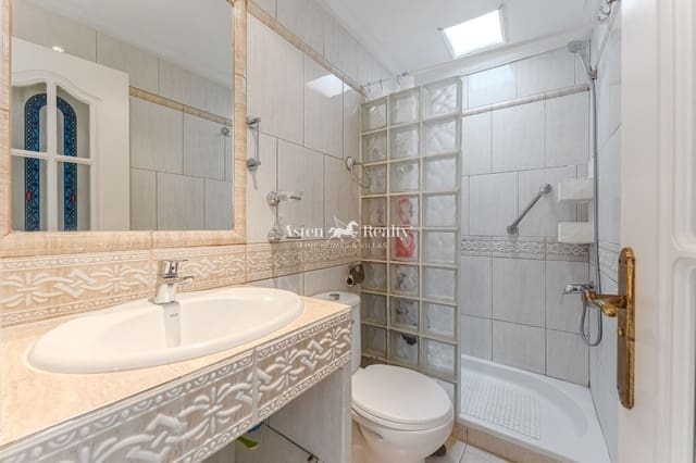 1 slaapkamer Flat te koop in Los Gigantes, Santiago del Teide - € 250.000 (Ref: 9394440)