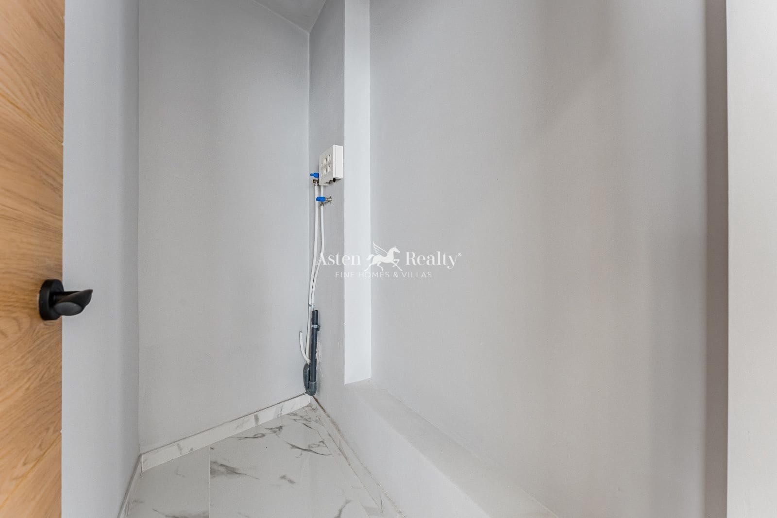 2 makuuhuone Asunto myytävänä paikassa Adeje - 248 000 € (Ref: 9395439)