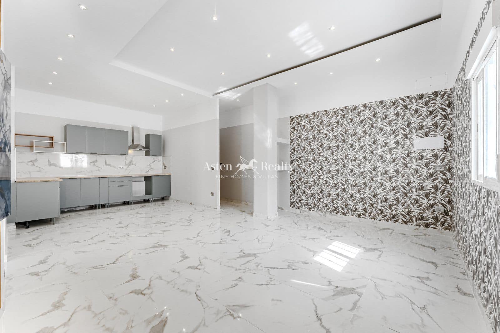 2 makuuhuone Asunto myytävänä paikassa Adeje - 248 000 € (Ref: 9395439)