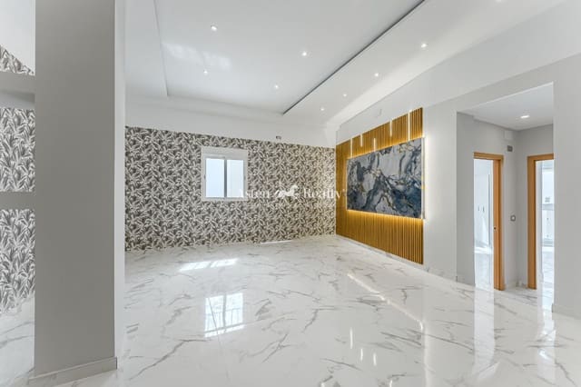 2 slaapkamer Flat te koop in Casco Urbano, Adeje - € 248.000 (Ref: 9395439)