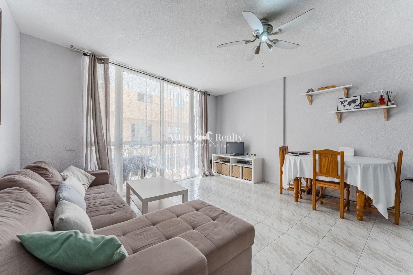 1 slaapkamer Flat te koop in San Isidro de Abona - € 155.000 (Ref: 9396747)