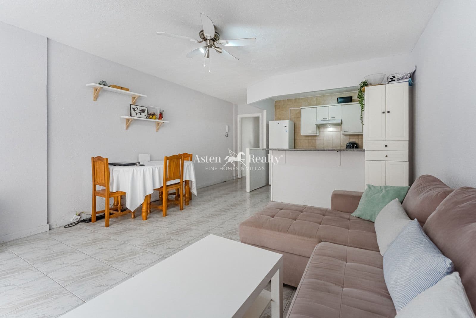 1 slaapkamer Flat te koop in San Isidro de Abona - € 155.000 (Ref: 9396747)