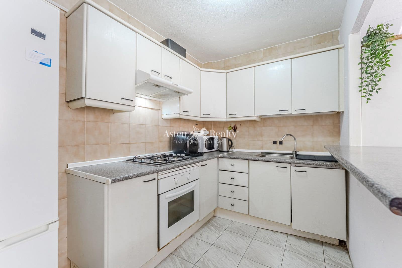 1 slaapkamer Flat te koop in San Isidro de Abona - € 155.000 (Ref: 9396747)