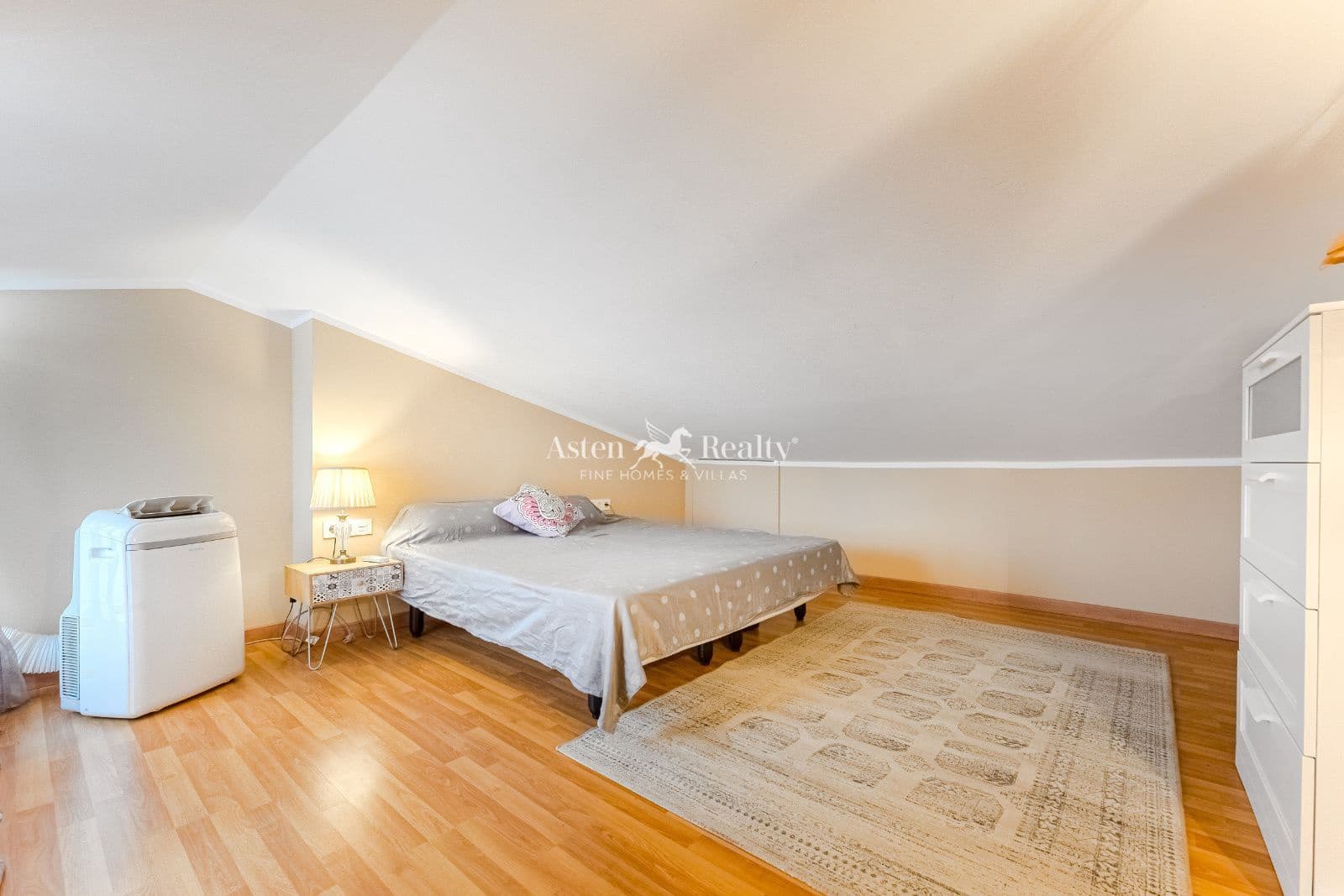 2 soveværelse Penthouse til salg i Torviscas med swimmingpool - € 365.000 (Ref: 9402777)