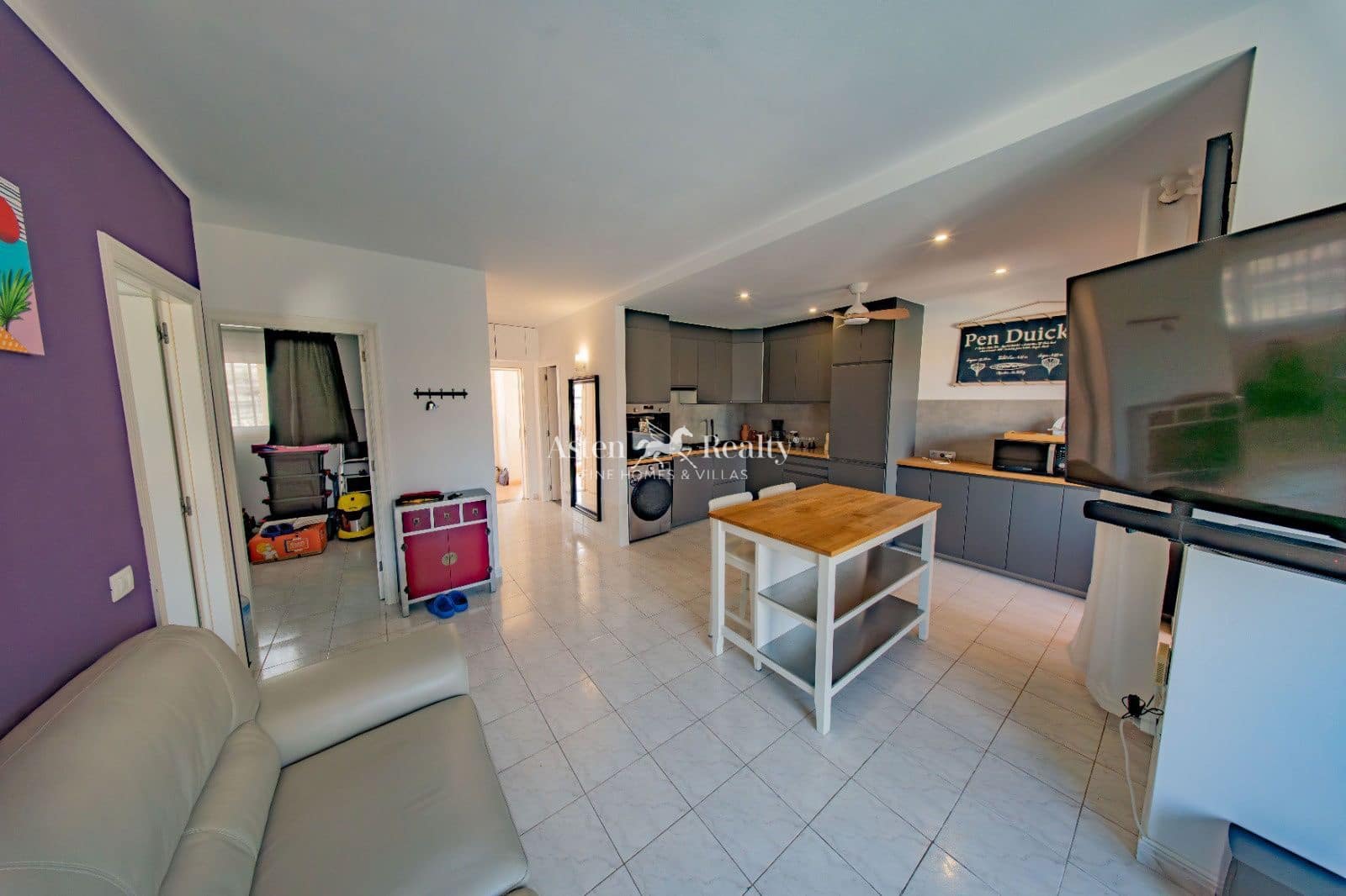 2 makuuhuone Asunto myytävänä paikassa Callao Salvaje mukana uima-altaan - 295 000 € (Ref: 9405900)