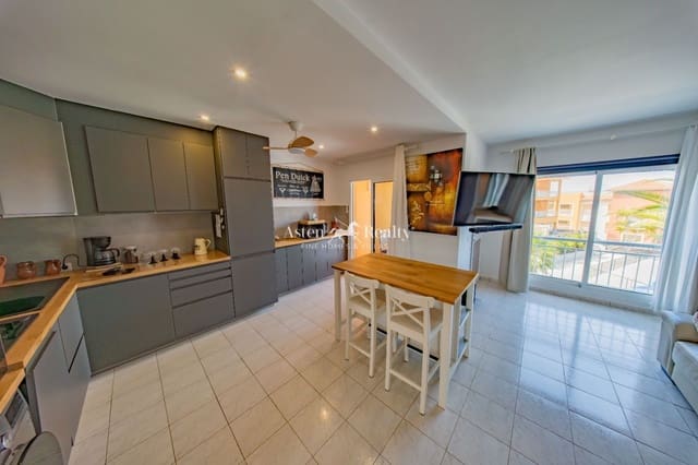 Piso de 2 habitaciones en Callao Salvaje, Adeje en venta con piscina - 295.000 € (Ref: 9405900)