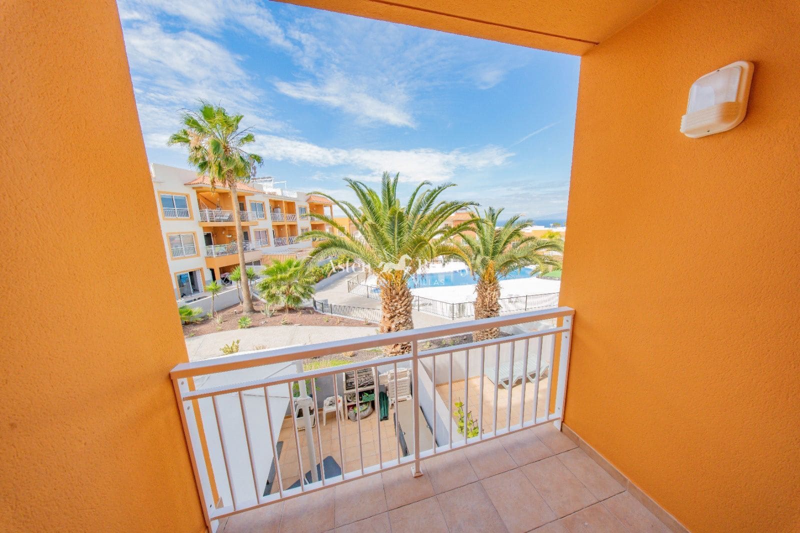 2 makuuhuone Asunto myytävänä paikassa Callao Salvaje mukana uima-altaan - 295 000 € (Ref: 9405900)