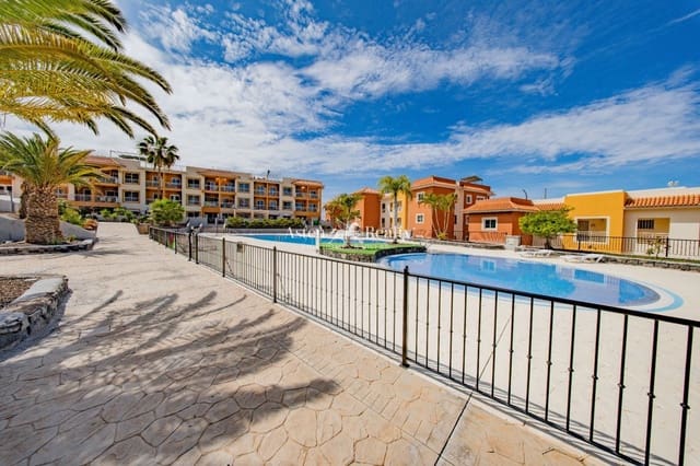 Piso de 2 habitaciones en Callao Salvaje, Adeje en venta con piscina - 295.000 € (Ref: 9405900)