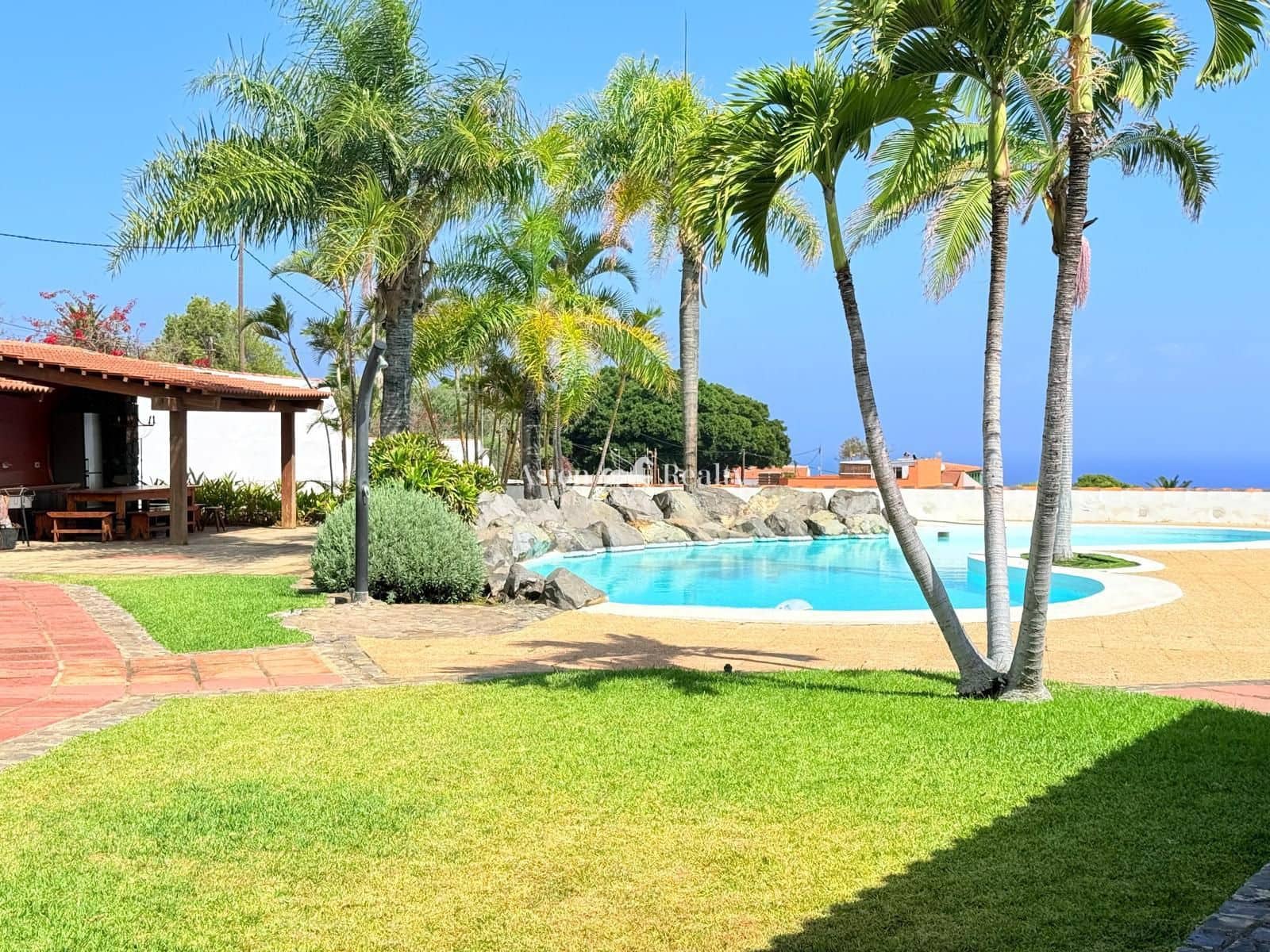 2 slaapkamer Huis te koop in San Cristobal de La Laguna met zwembad garage - € 2.250.000 (Ref: 9413201)