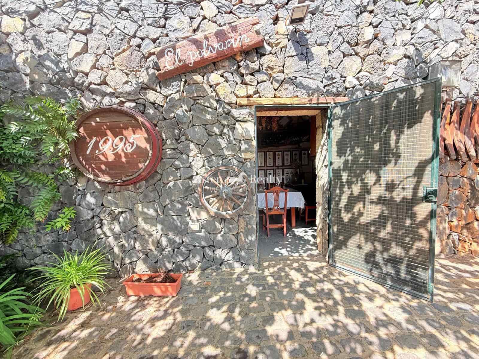 2 slaapkamer Huis te koop in San Cristobal de La Laguna met zwembad garage - € 2.250.000 (Ref: 9413201)