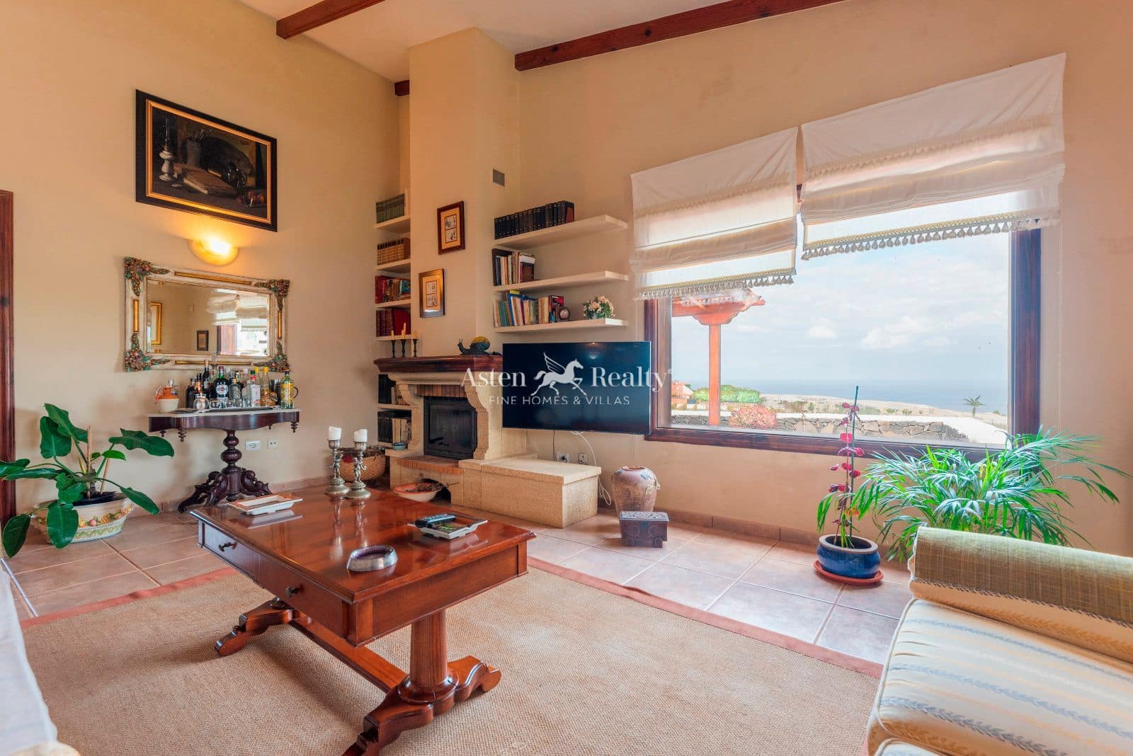 2 slaapkamer Huis te koop in San Cristobal de La Laguna met zwembad garage - € 2.250.000 (Ref: 9413201)