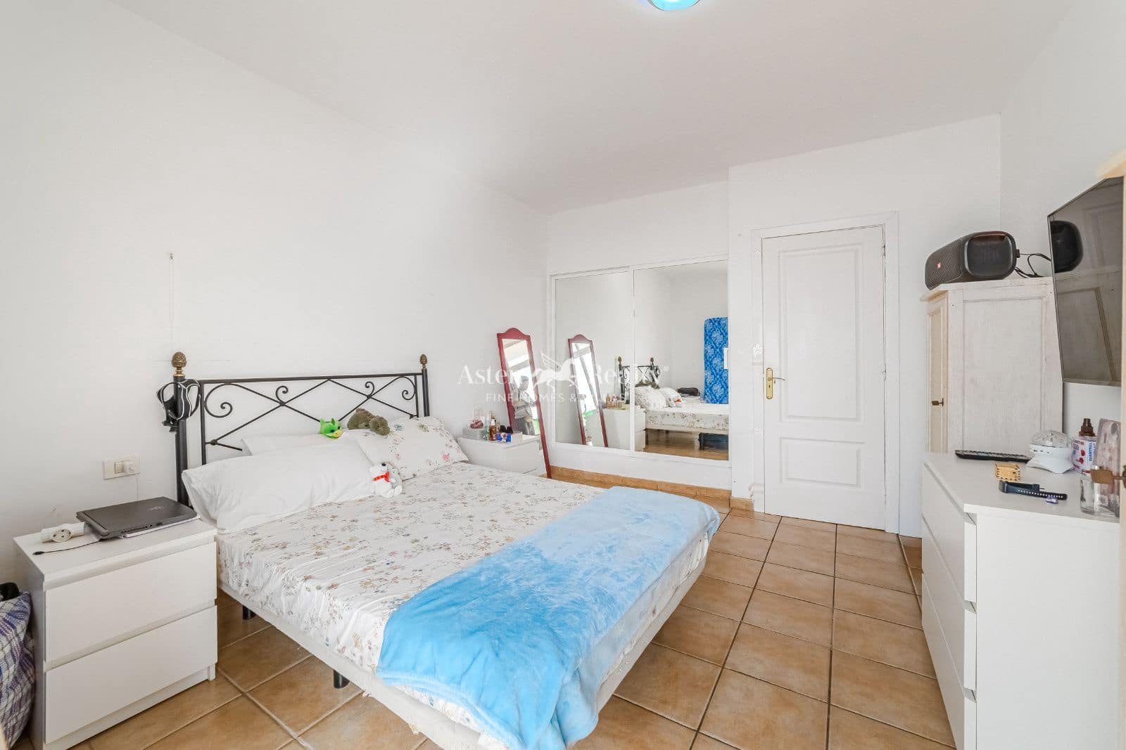 1 soverom Leilighet til salgs i Playa Paraiso med svømmebasseng - € 178 500 (Ref: 9417587)