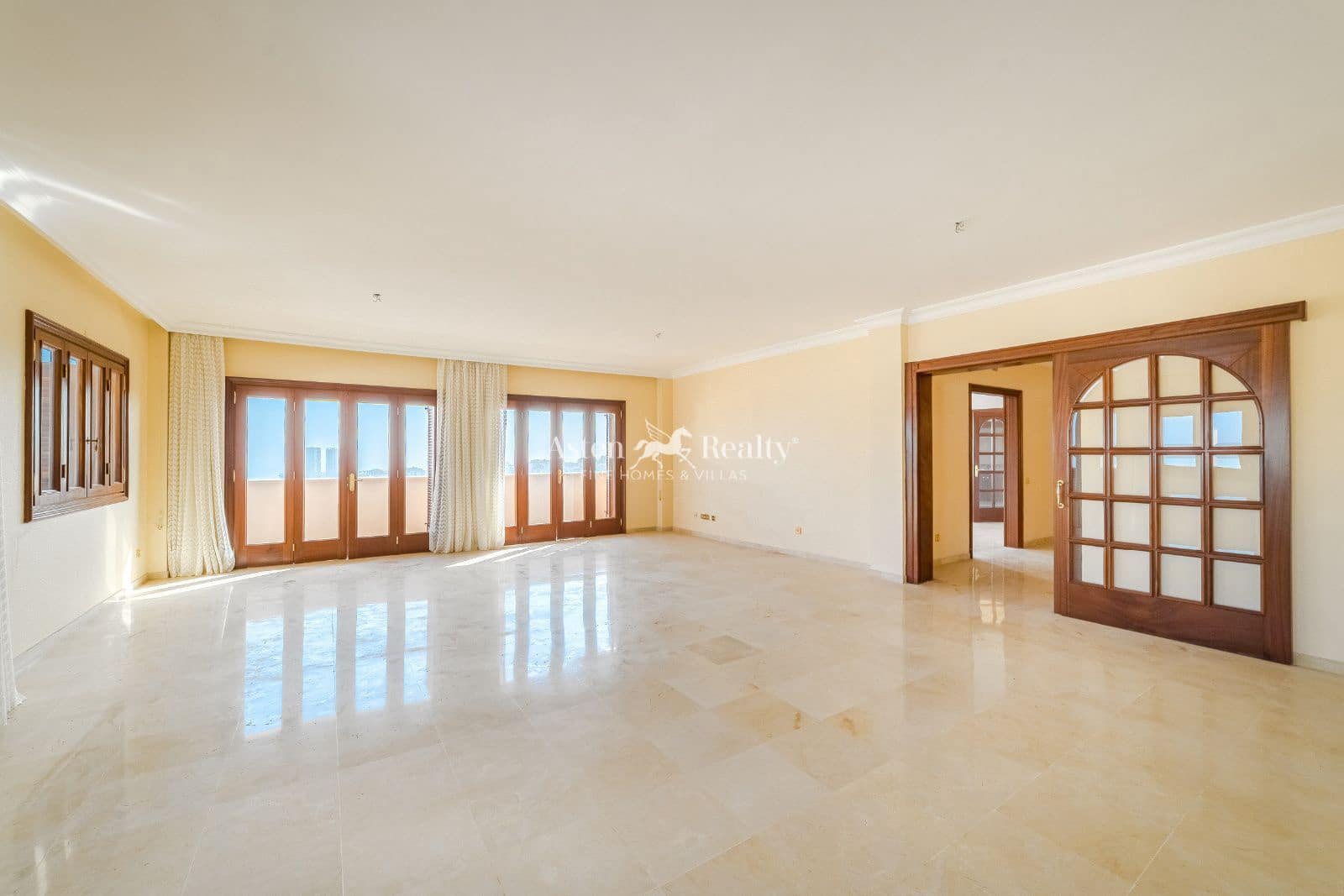 8 chambre Villa/Maison à vendre à Santa Cruz de Tenerife avec piscine garage - 2 490 000 € (Ref: 9421730)