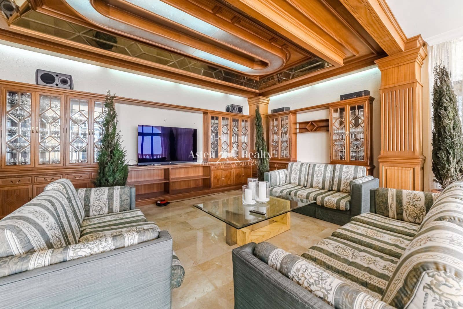 8 chambre Villa/Maison à vendre à Santa Cruz de Tenerife avec piscine garage - 2 490 000 € (Ref: 9421730)