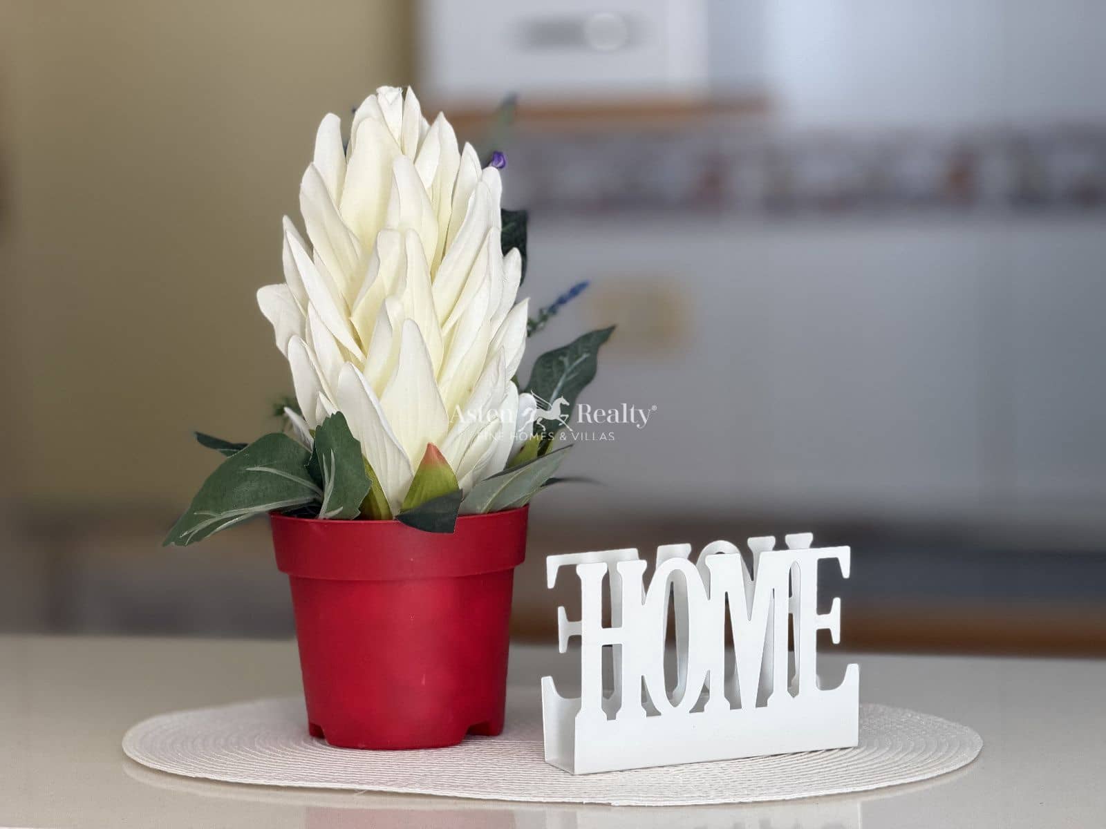 1 slaapkamer Flat te koop in Los Cristianos met zwembad garage - € 285.000 (Ref: 9426235)