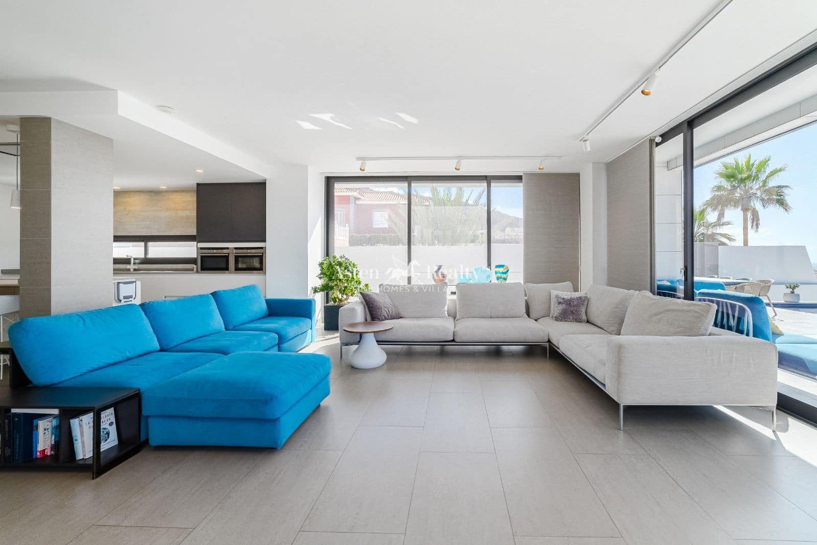 5 sovrum Hus till salu i Torviscas med pool garage - 2 950 000 € (Ref: 9426706)