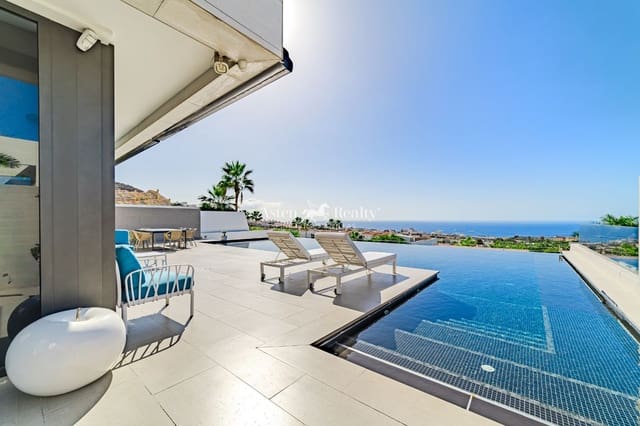 5 bedroom Townhouse for sale in Torviscas, Adeje with pool garage - € 2,950,000 (Ref: 9426706)