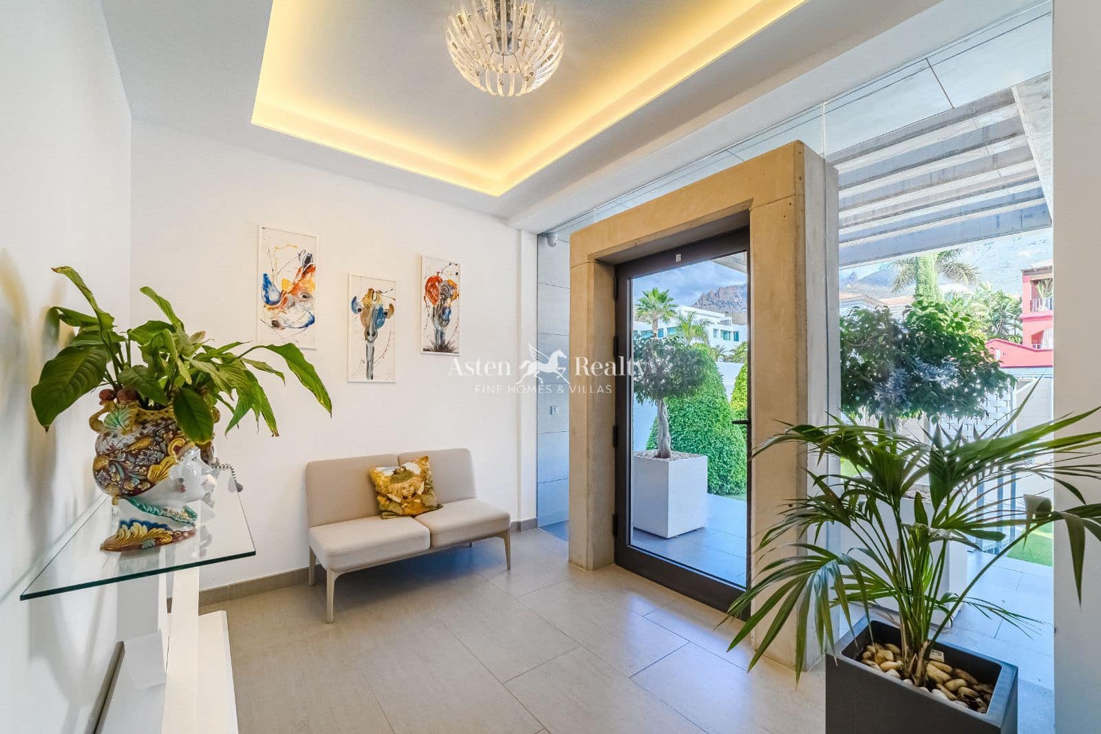 5 sovrum Hus till salu i Torviscas med pool garage - 2 950 000 € (Ref: 9426706)