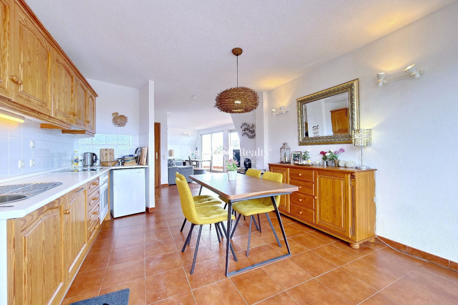 27 bedroom Restaurant/Bar for sale in Chayofa with garage - € 3,500,000 (Ref: 9432743)