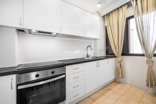 2 soverom Leilighet til salgs i El Medano, Granadilla de Abona - € 250 000 (Ref: 9432812)